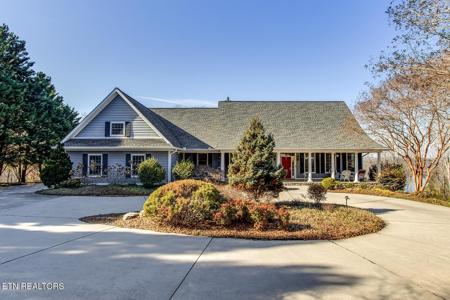 103 Colonial Court