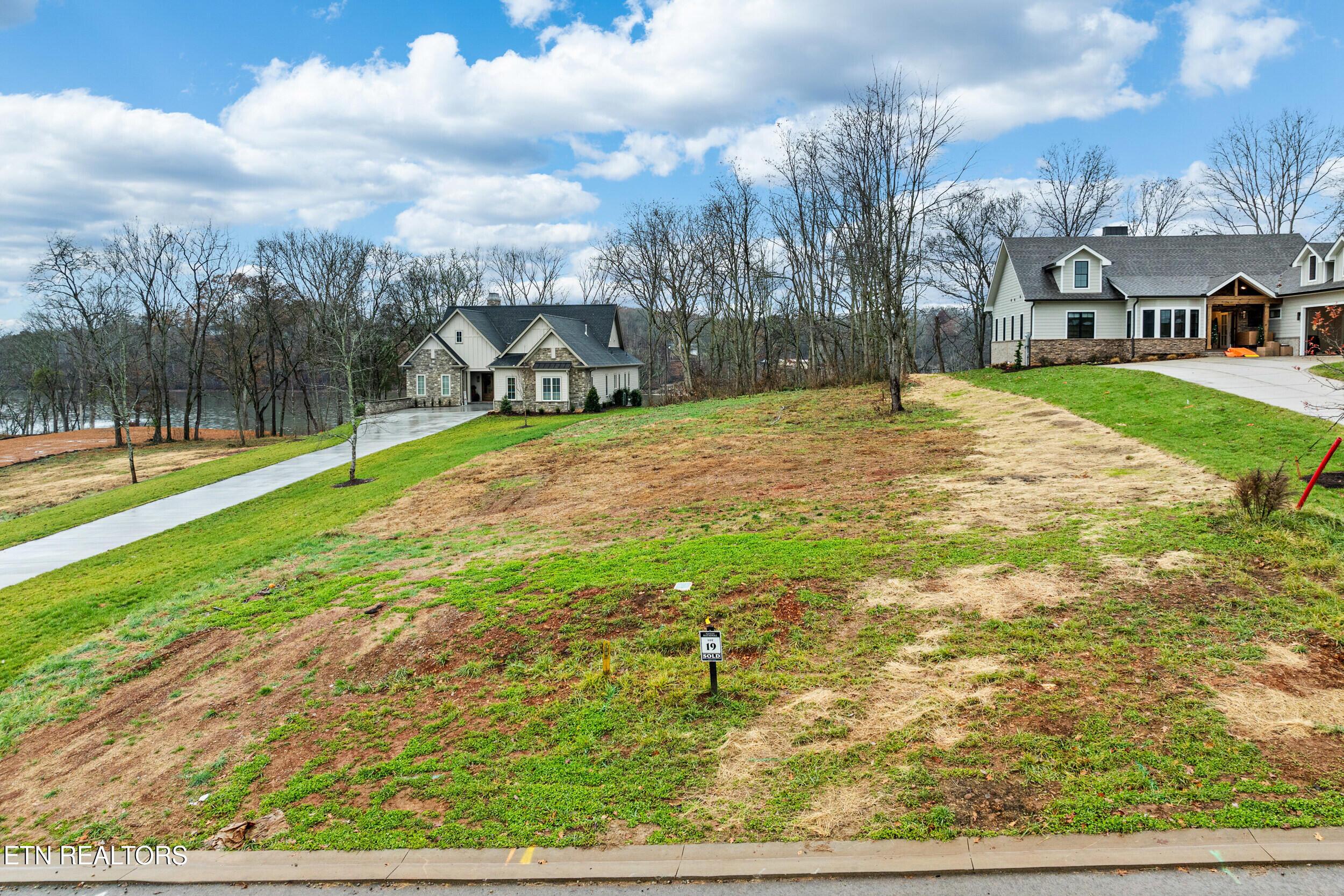 Image 2: 1923 mockingbird ln-02