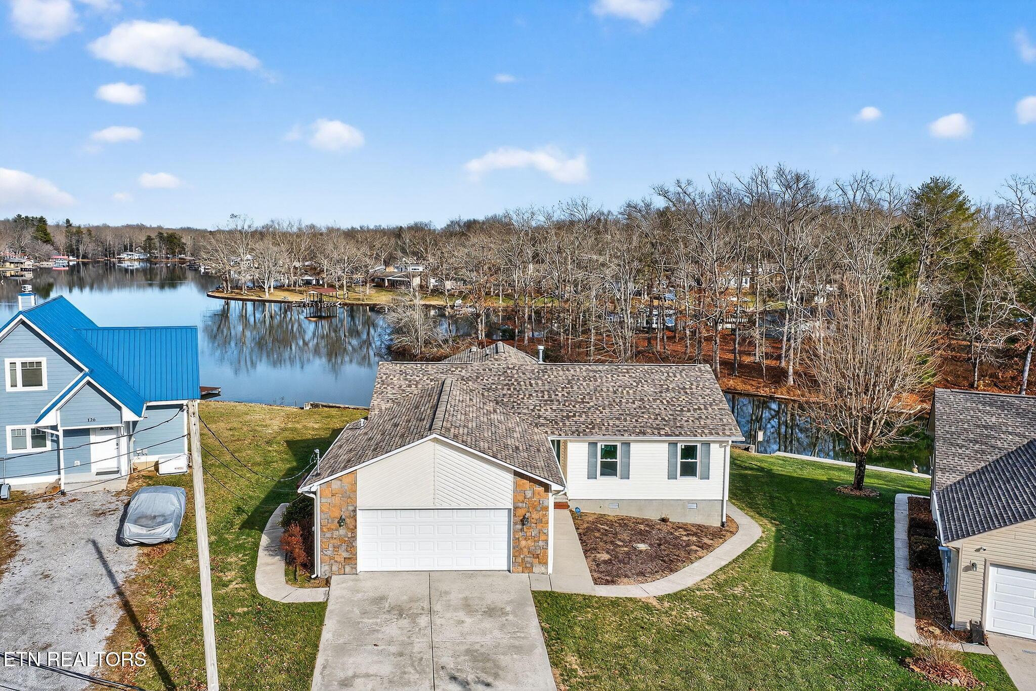 Image 1: 44-web-or-mls-124 Peace Pipe Bend_229_TN