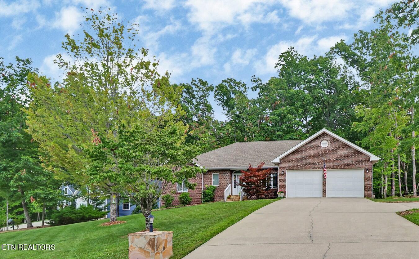 Image 3: new-outdoor front keep