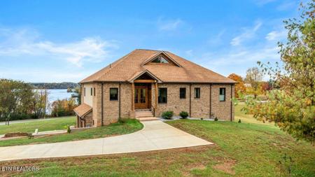 111 Harbor View Lane