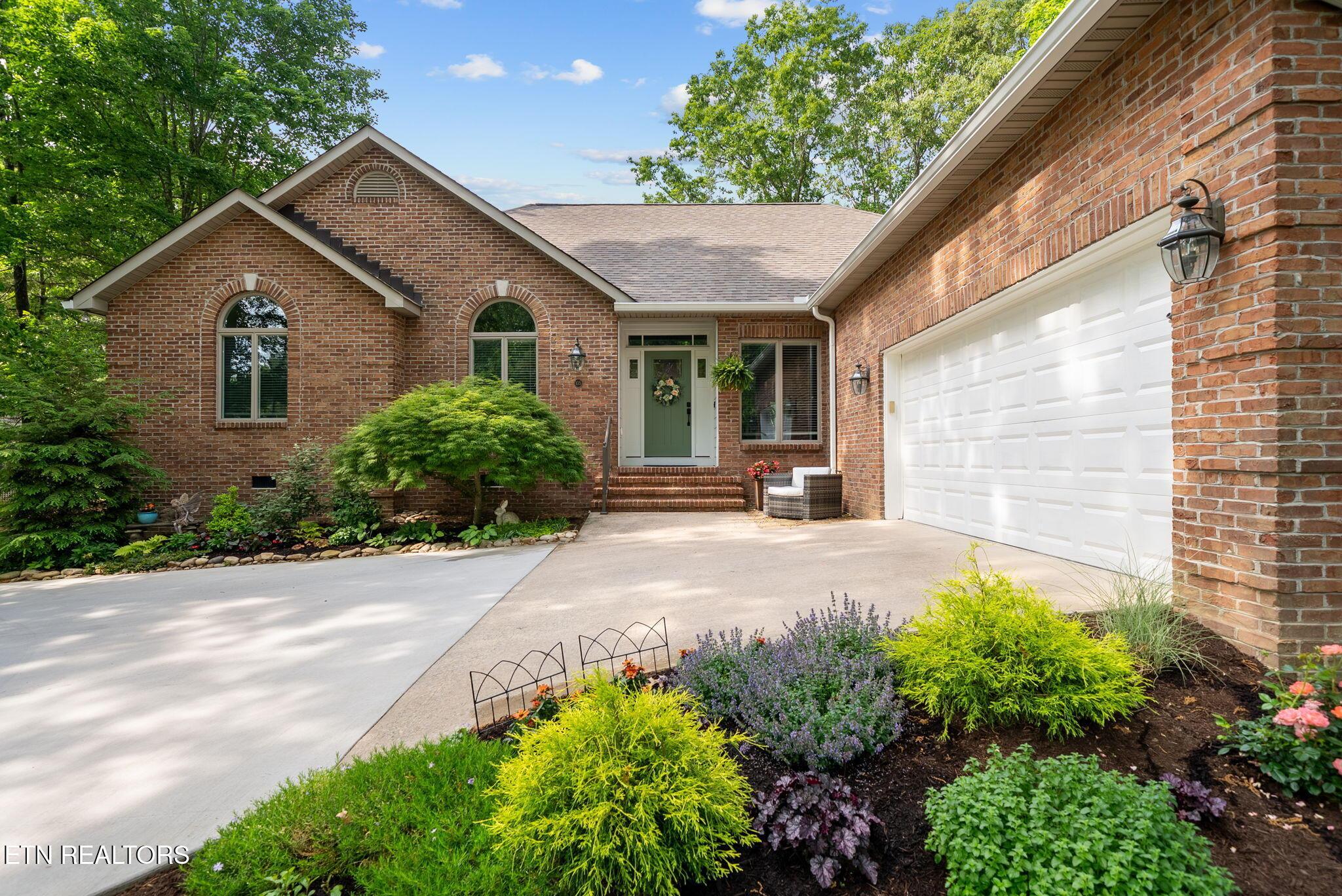 Image 4: 38-web-or-mls-DSC08350