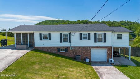 110 Hillcrest Drive