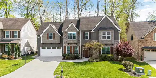 1119 Front Royal Lane