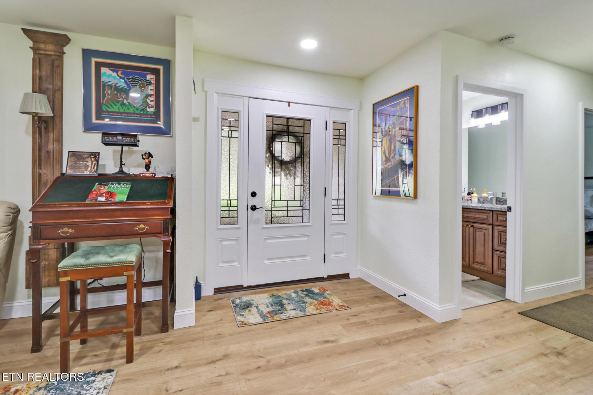 Image 2: FRONT ENTRY