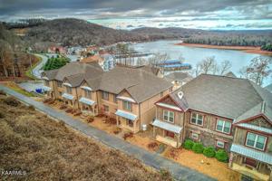 502 Round Lake Circle