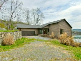 671 Mountain Shores Rd