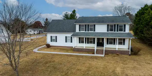 116 Cedar Crest Lane
