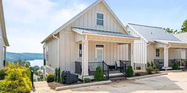 118 E Harbor View Lane