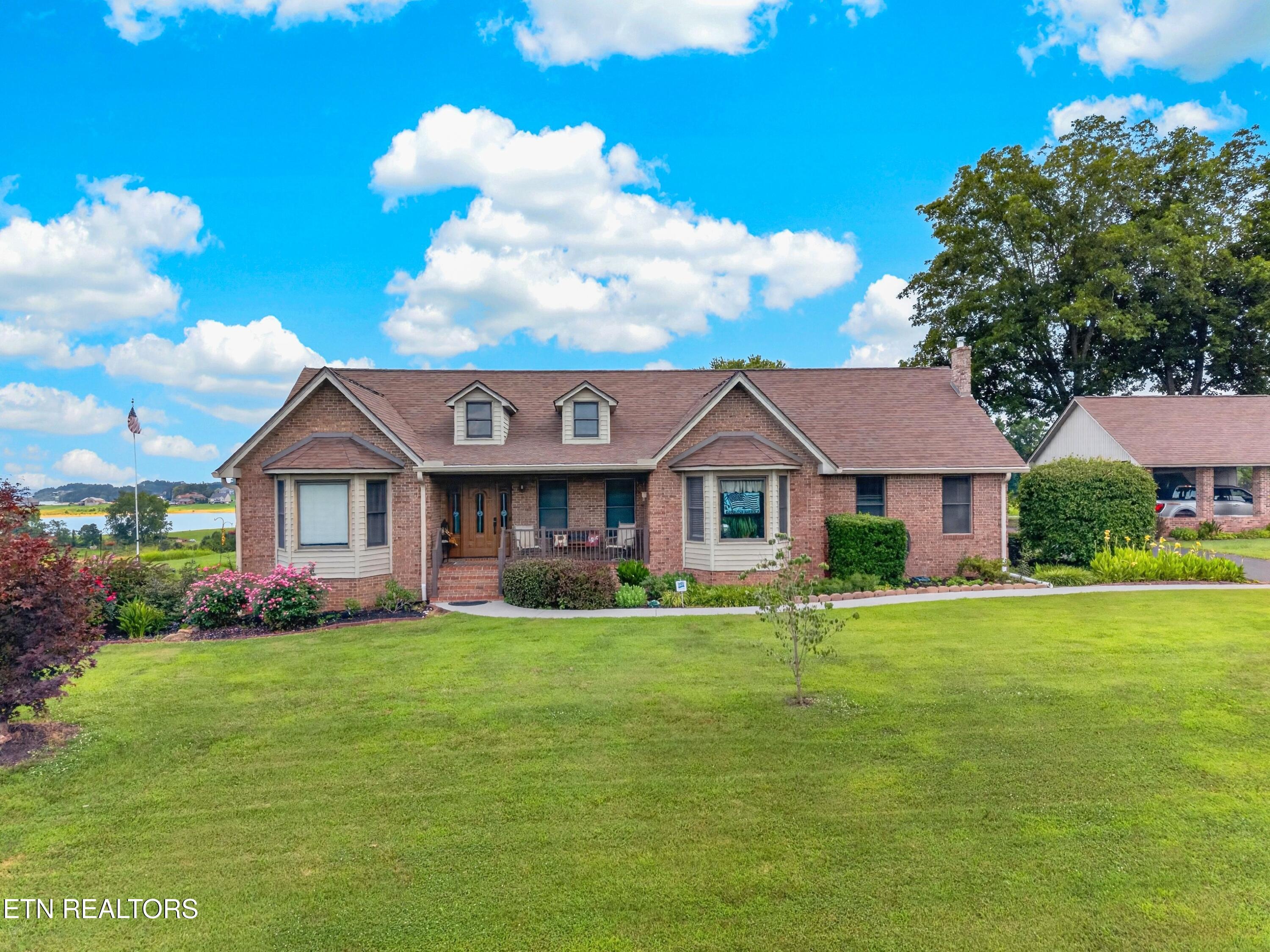 Image 1: 001-152PineCrestDrive-Rutledge-TN-37861-