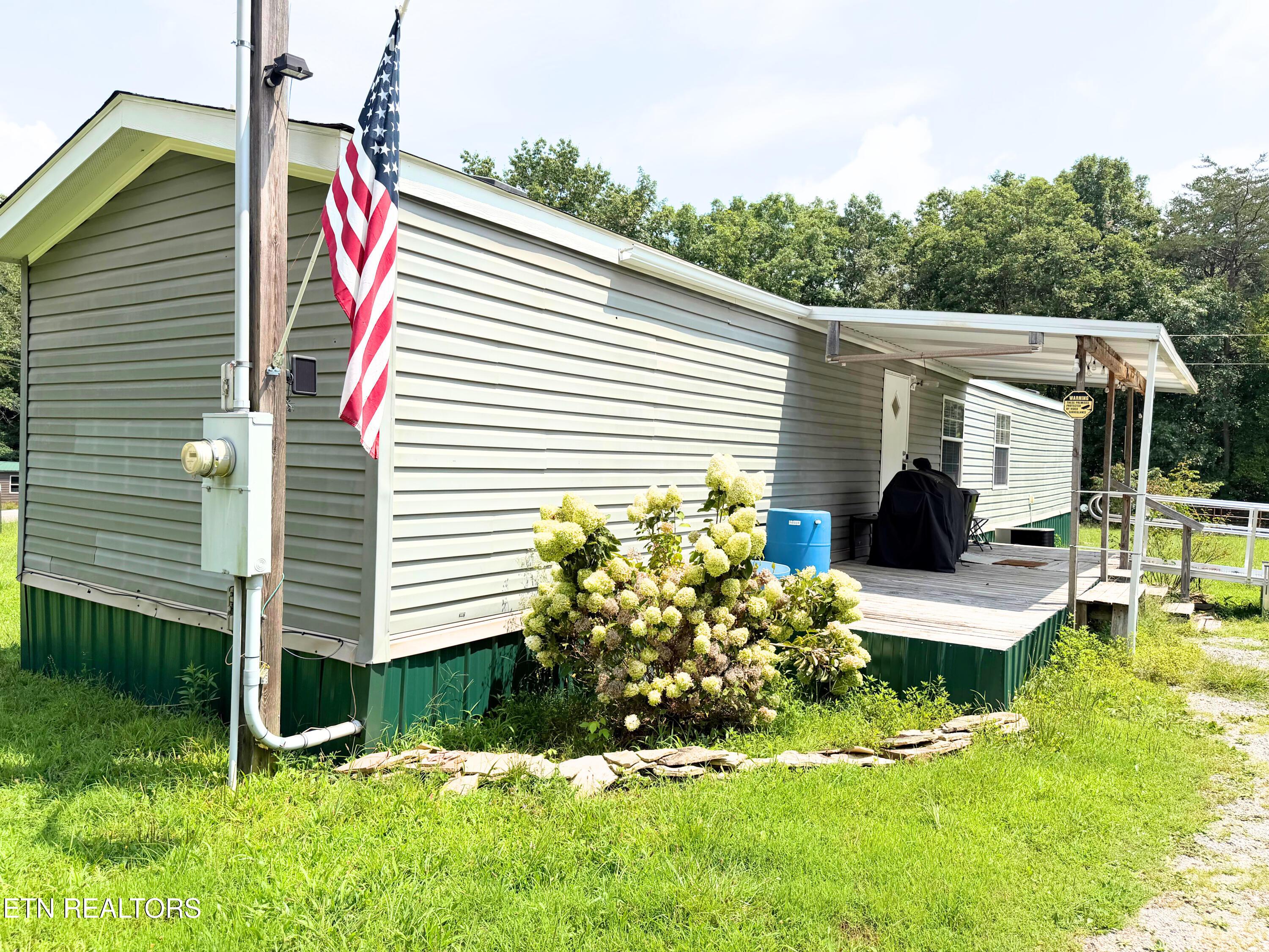 Image 2: 1043 Sitting Bull Exterior 1