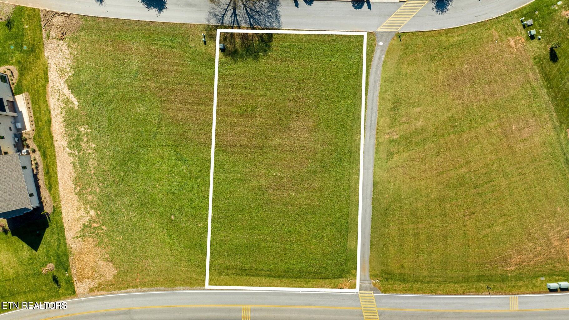 Image 3: aprox lot lines