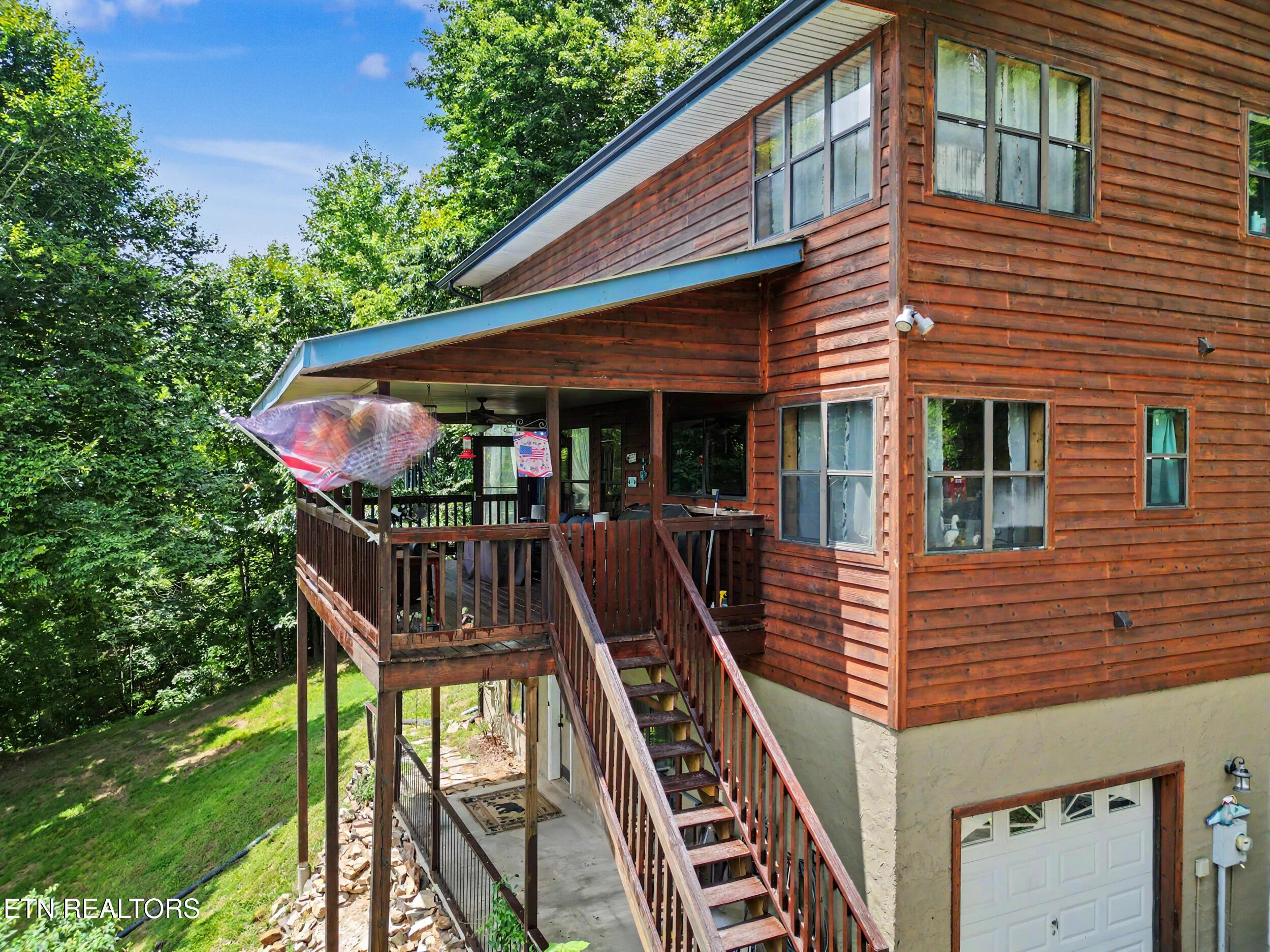 Image 2: 1_dji_0085