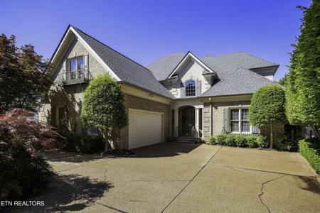 409 Lyons Head Drive