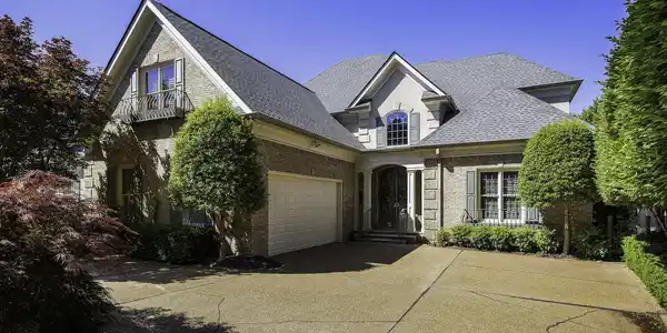 409 Lyons Head Drive