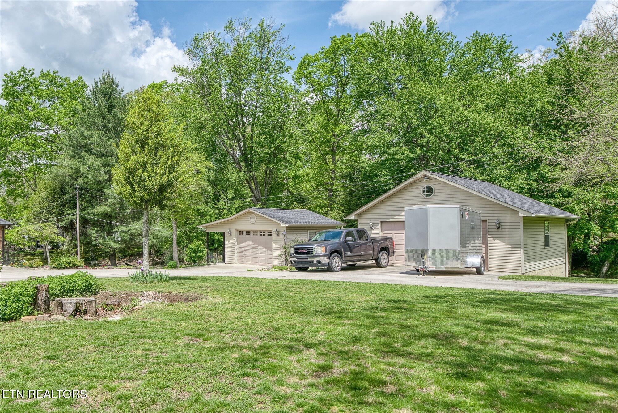 Image 3: 03-2012 Cravens Dr_TNPC_014