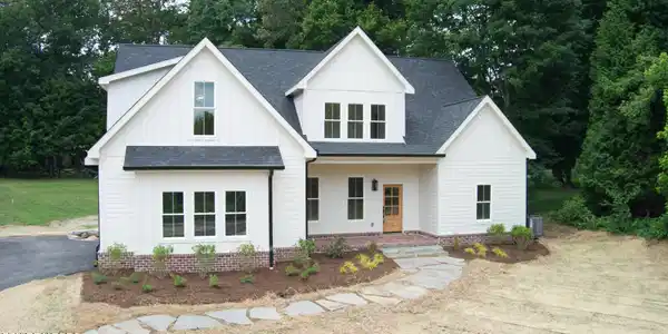 3529 Ginn Farm Drive