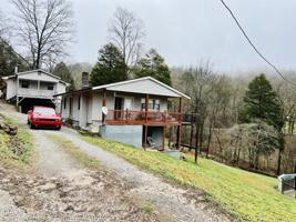 200 DEER TRAIL Circle