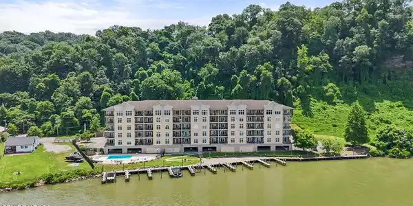 3001 River Towne Way