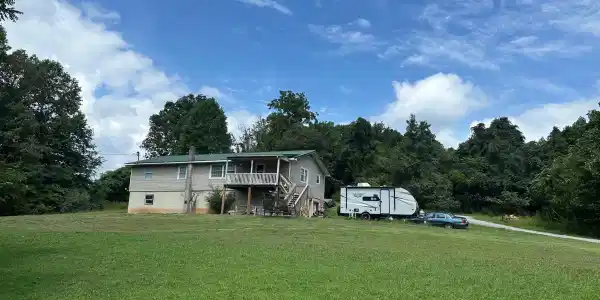 233 Watkins Lane