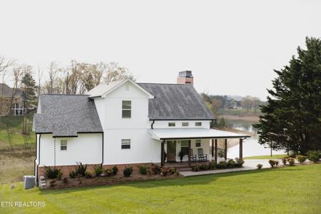380 Cherokee Cove
