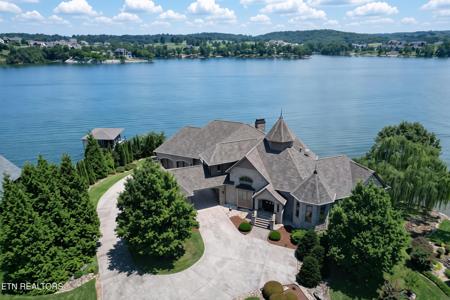 410 Cayuga Drive