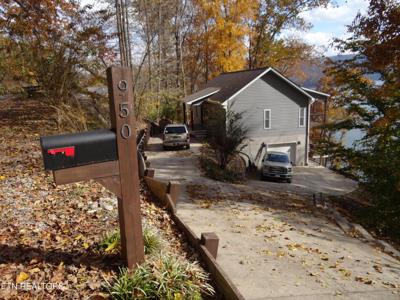 950 Oak Lane