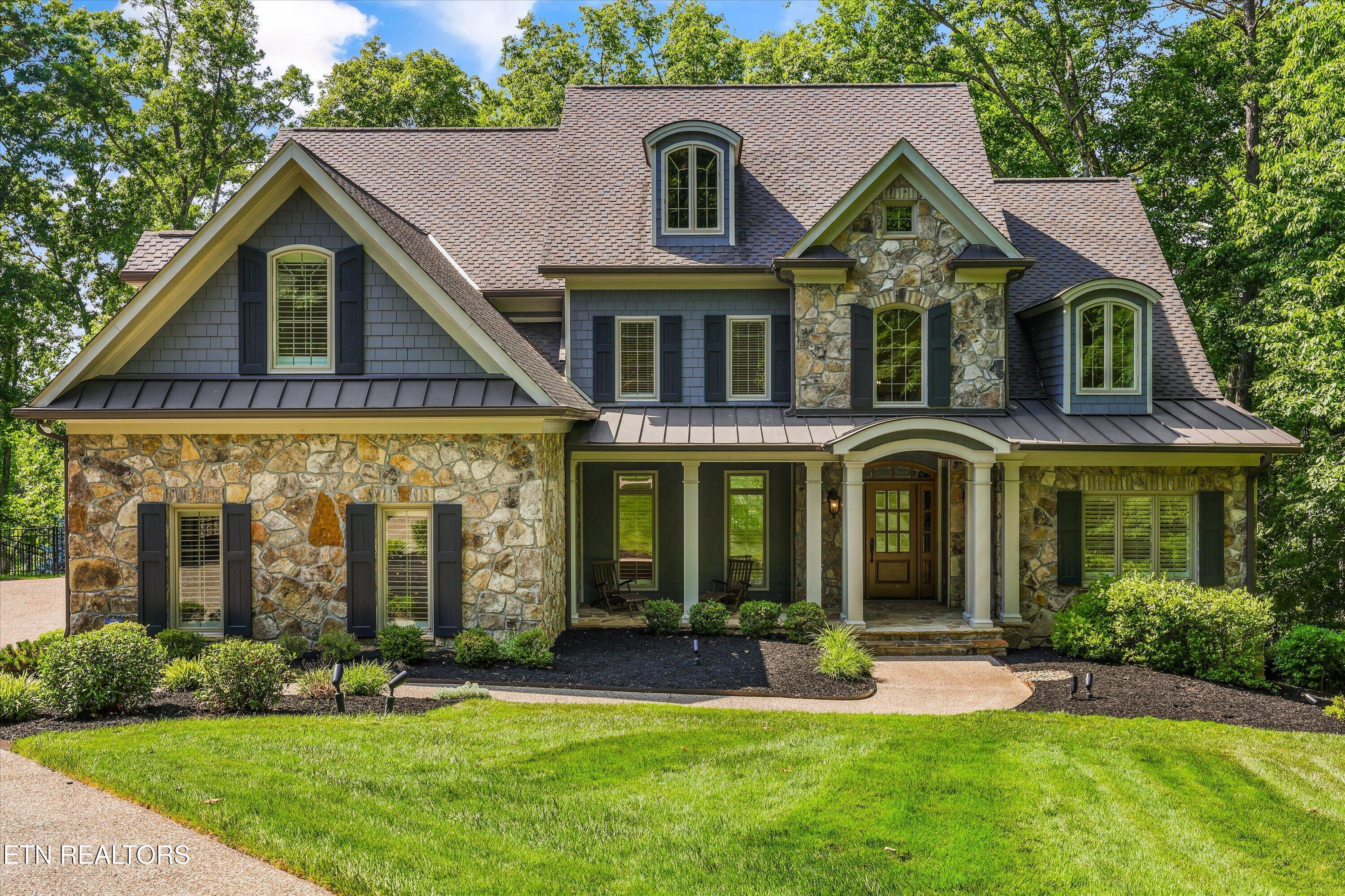 Image 2: 2533 Woodland Reserve Ln
