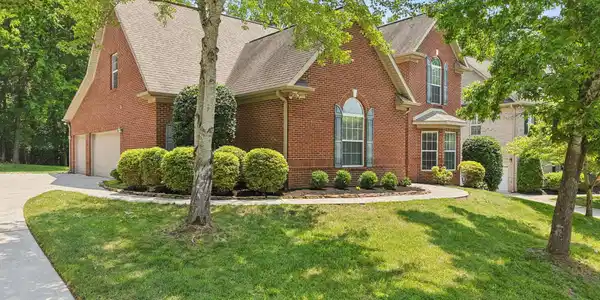 926 Andover View Lane