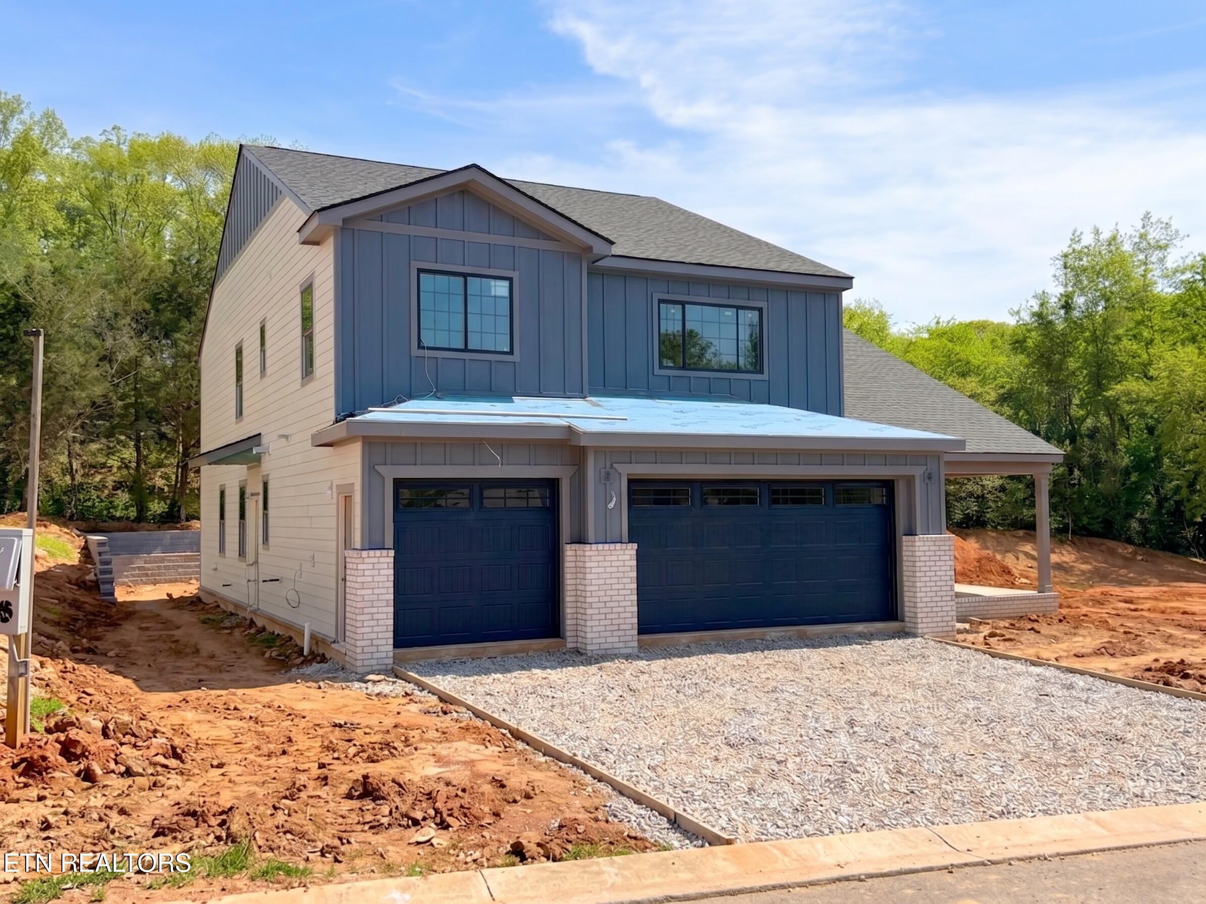 Image 2: 9912 Alani Hill Way