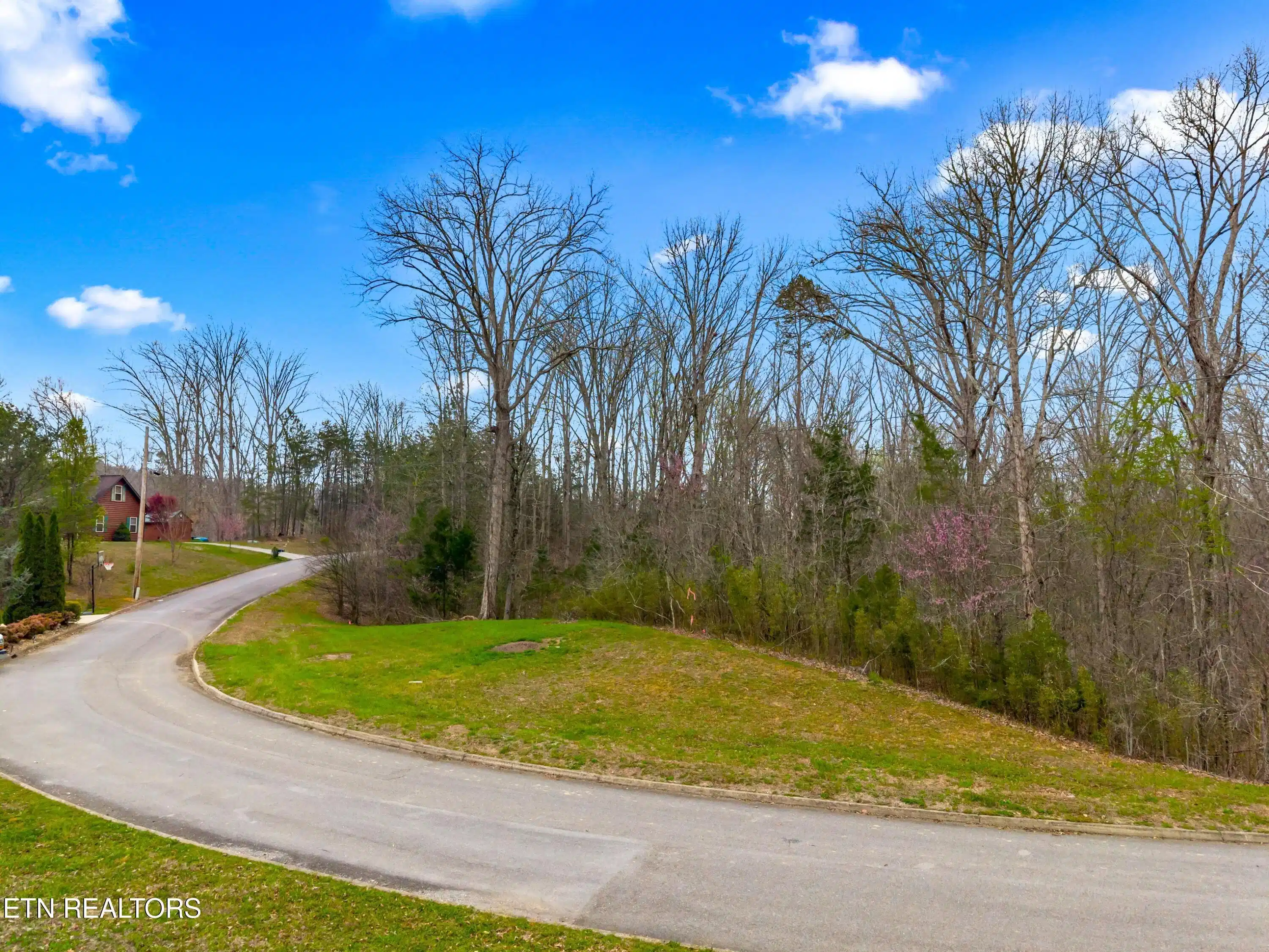 Image 1: 056-532TurtleDoveTrail-Dandridge