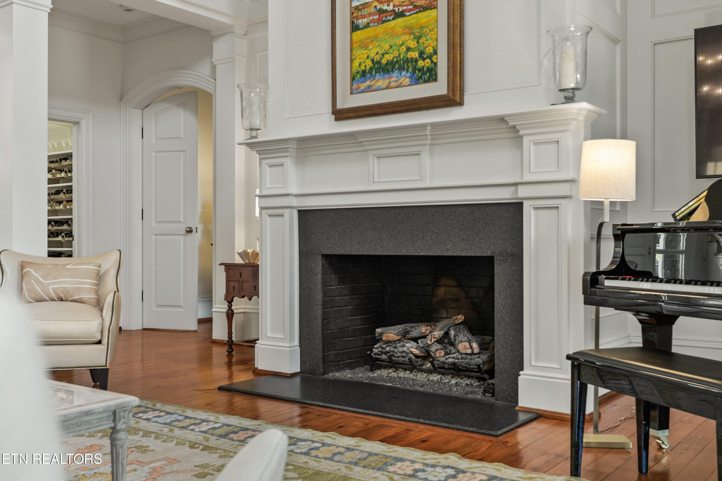 Image 4: 3410 Lakeview Dr SW 17