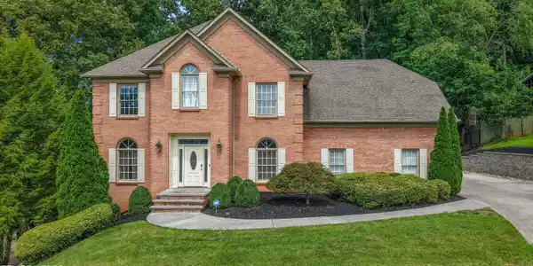 816 Foxfield Lane