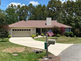 15 Windsor Point