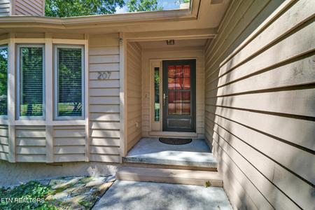 207 Overlook Lane