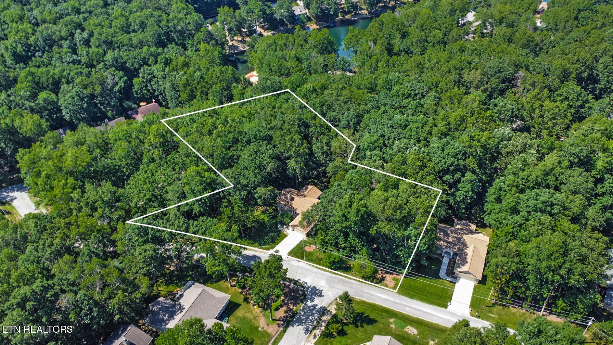 Image 3: 1.77 ACRE COMBINED LOTS