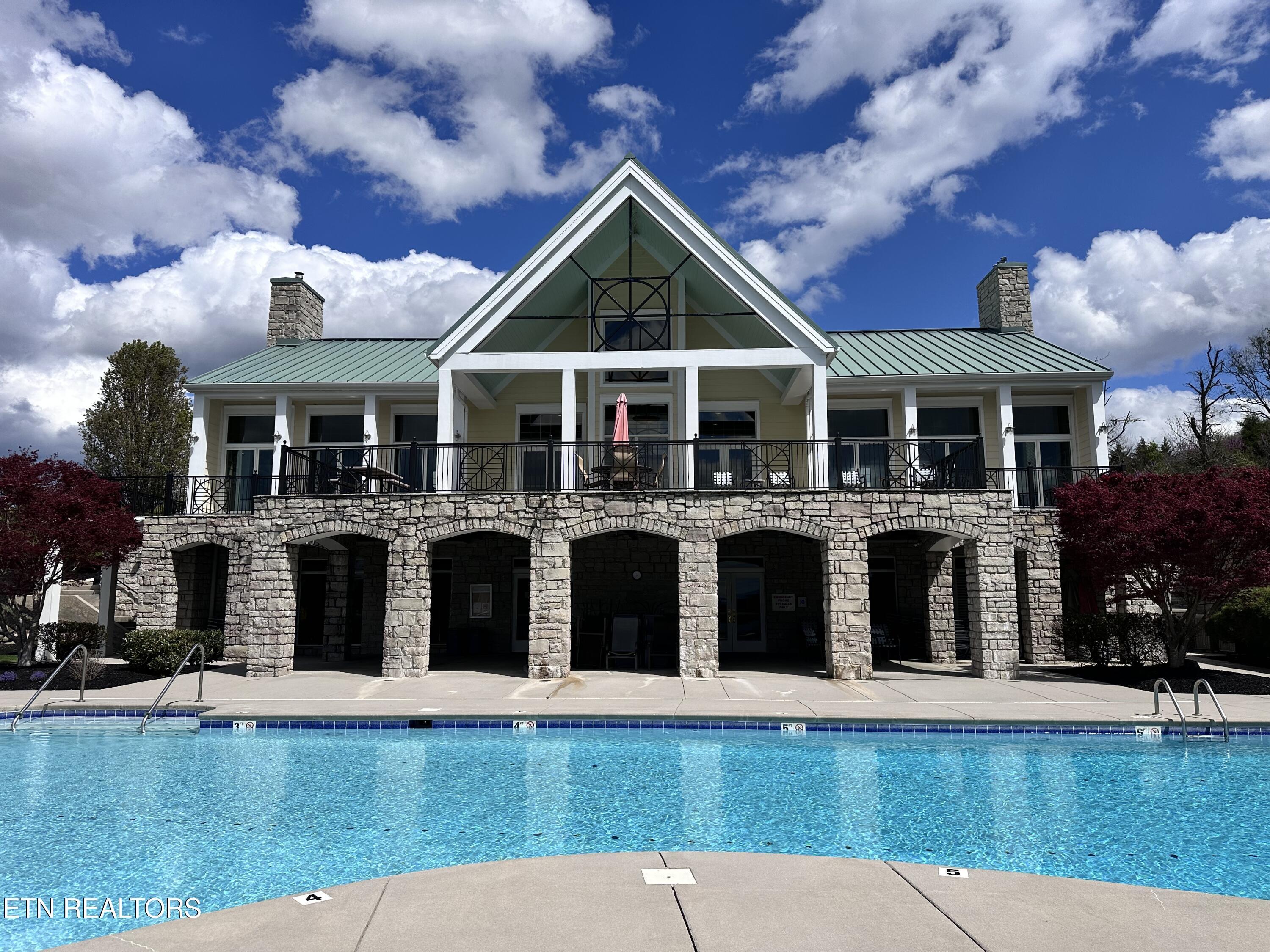 Image 4: Sunset Bay Pool/Clubhouse