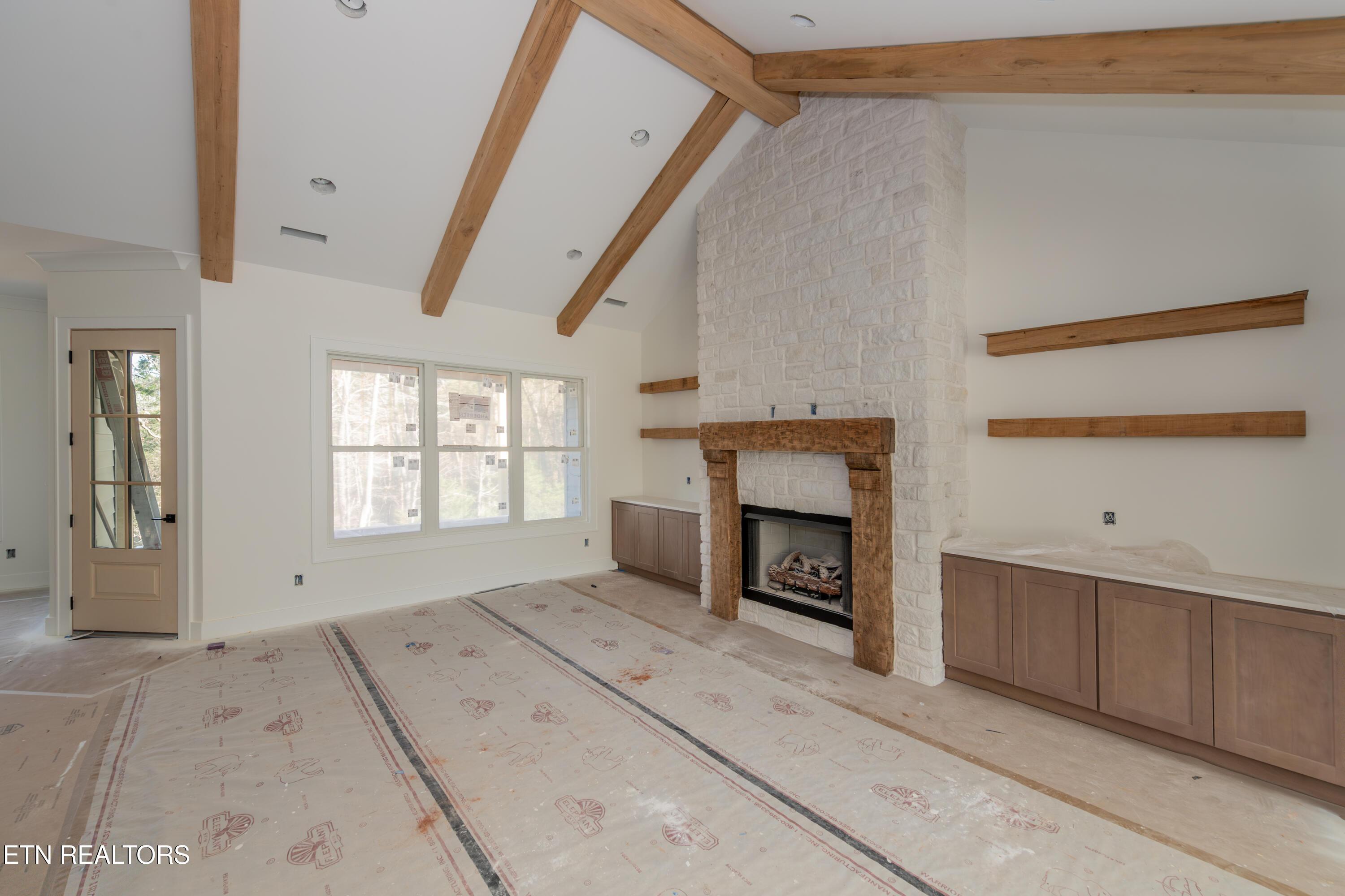 Image 4: Living Rm