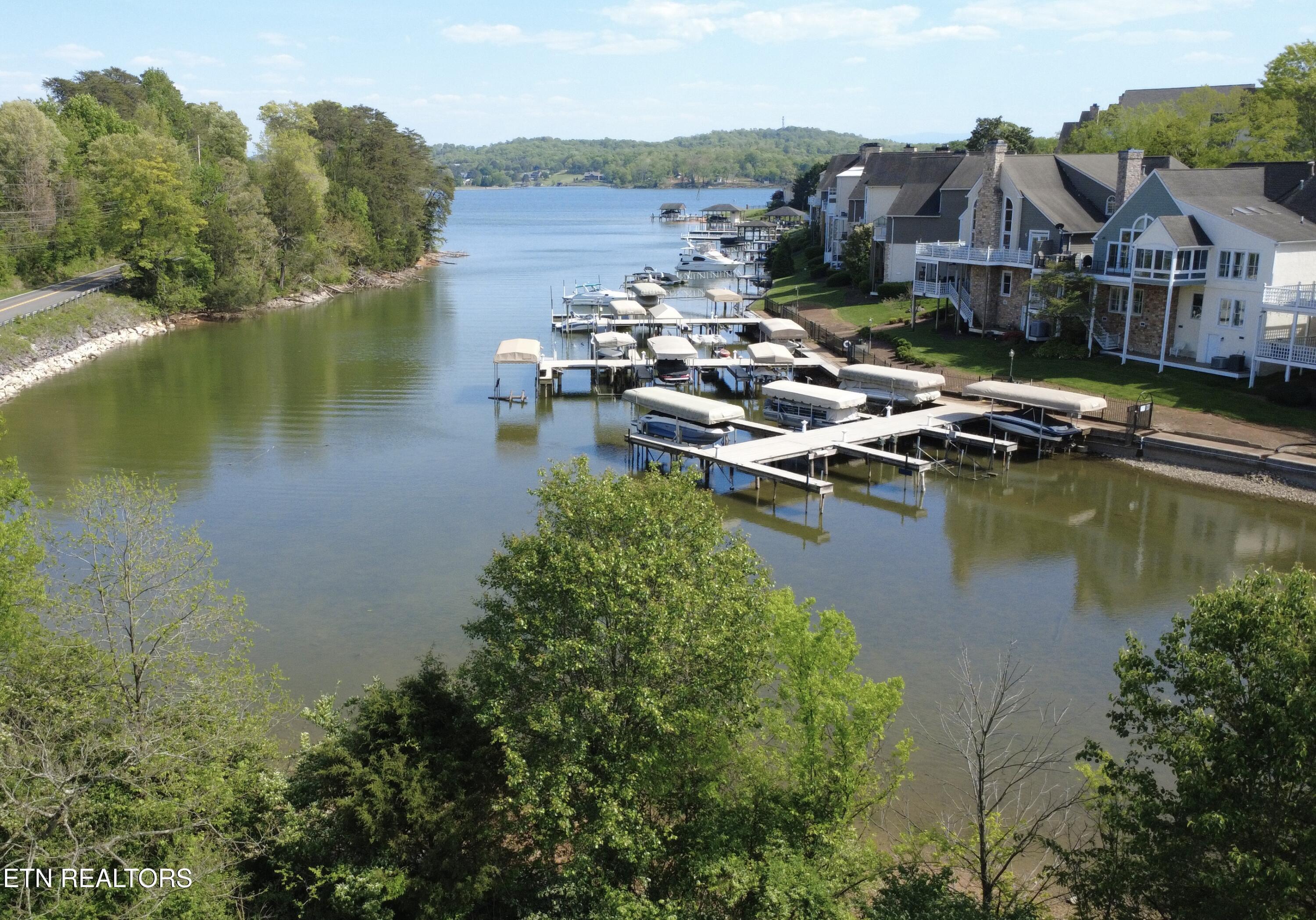 Image 3: views