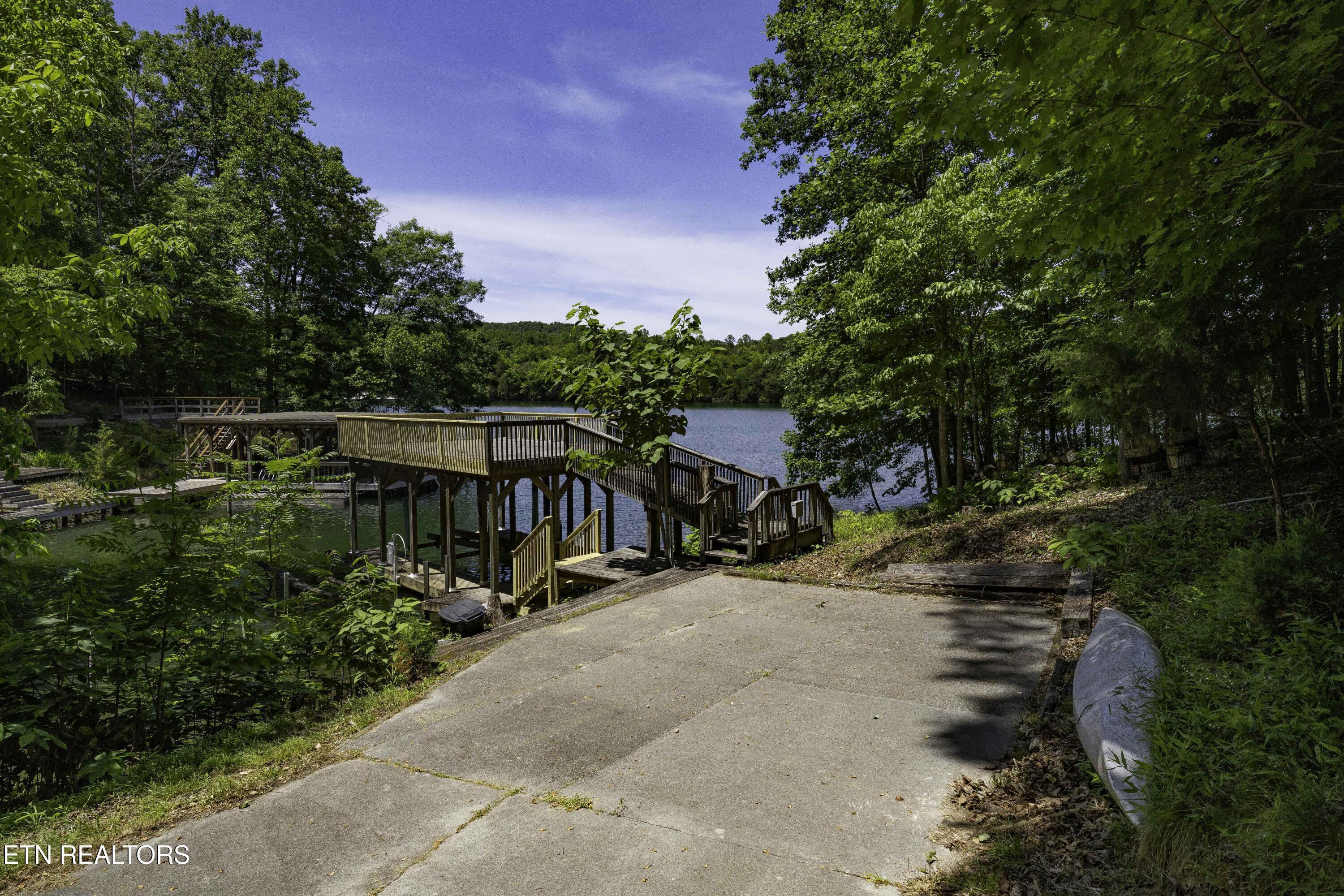 Image 2: Dock