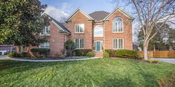 10436 Eagles View Drive