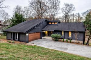 5000 Lakeland Drive