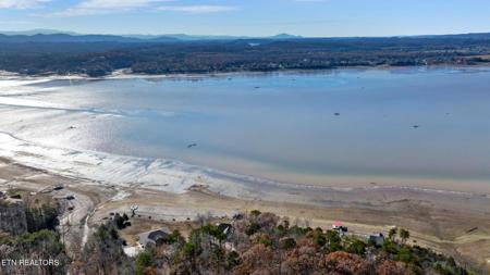 Travelers Cove