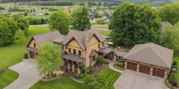 Image 2: 2620 Persimmon Ridge Reimagined