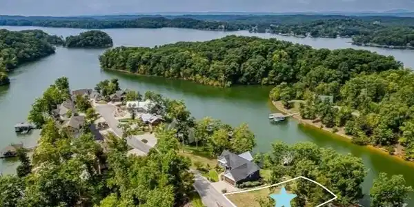 Image 3: 644 Waterfront Way MLS 4_5313