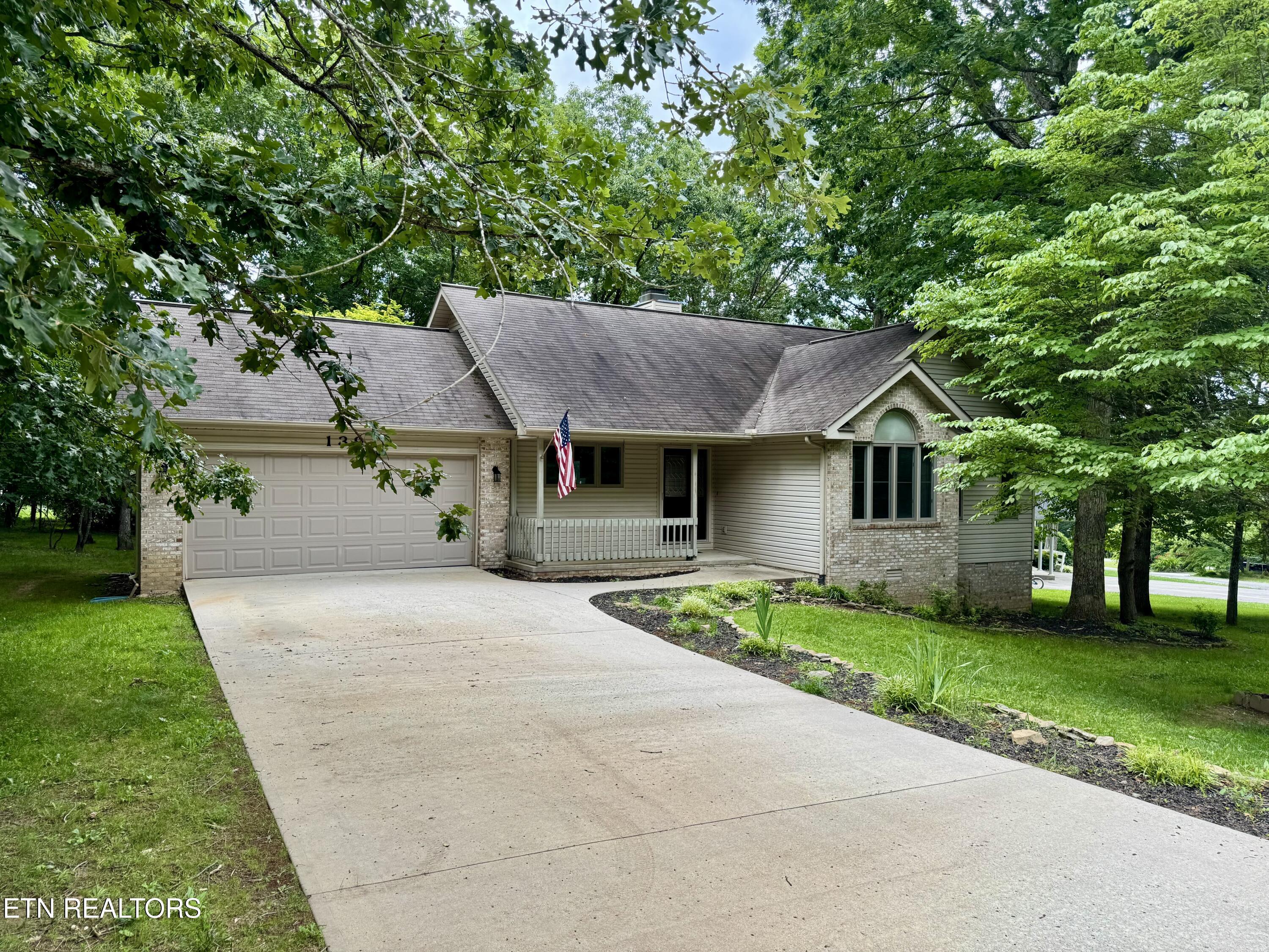 Image 2: 139 Fairhaven Drive