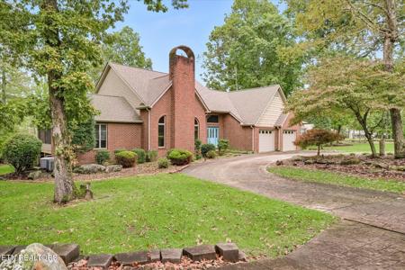 8537 Cherokee Trail