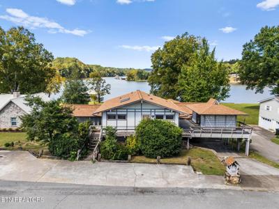 4827 Riversedge Rd