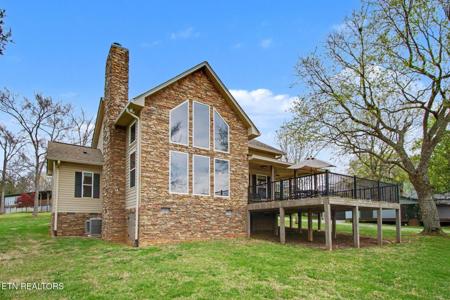 1379 Paradise Lane