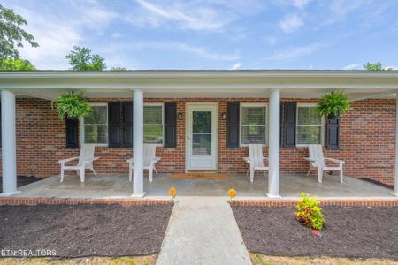 125 Bettis Lane